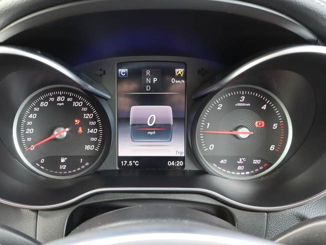 MERCEDES-BENZ Glc Photo 33