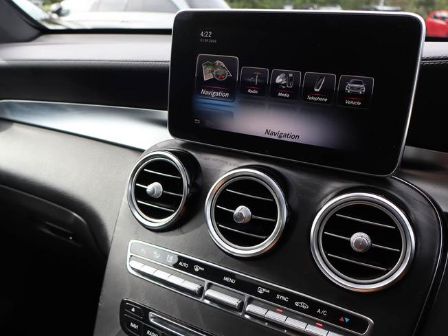 MERCEDES-BENZ Glc Photo 46