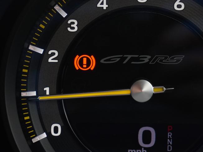 PORSCHE 911 Photo 13