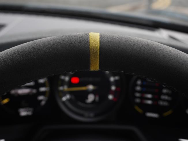 PORSCHE 911 Photo 14