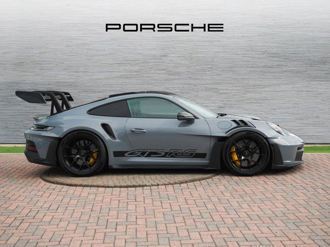 PORSCHE 911 Photo 3