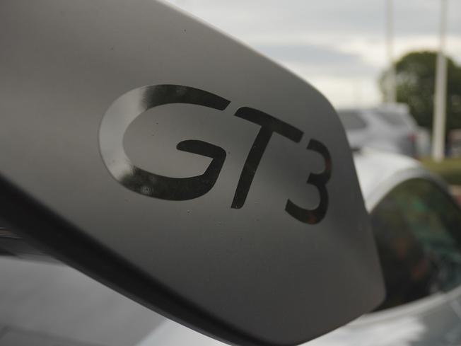 PORSCHE 911 Photo 40