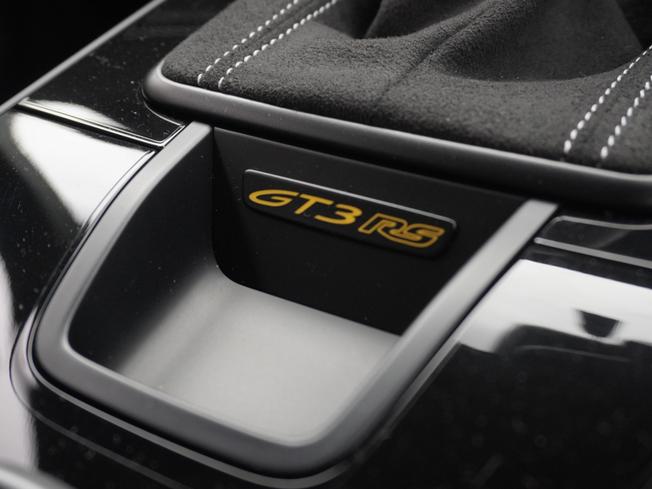 PORSCHE 911 Photo 41