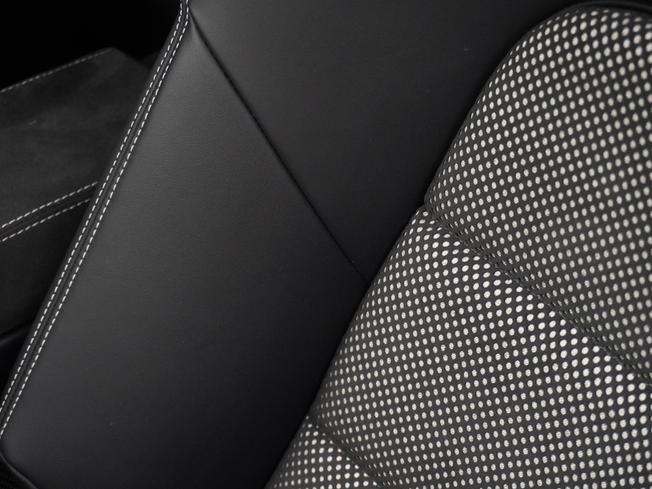 PORSCHE 911 Photo 9
