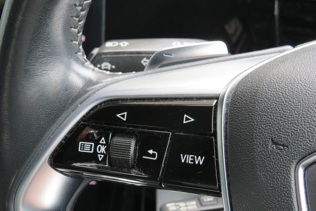 AUDI e-tron Photo 28