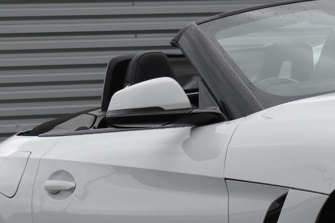 BMW Z4 Photo 9