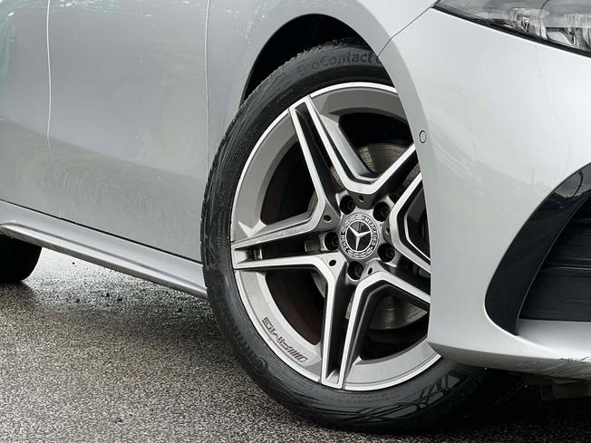 MERCEDES-BENZ A Class Photo 15