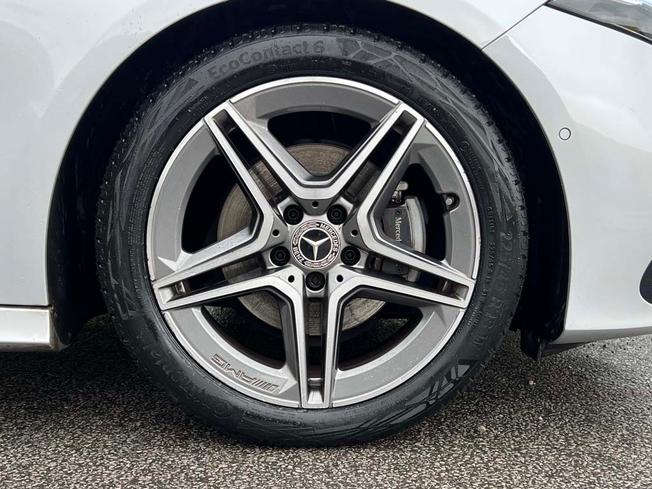MERCEDES-BENZ A Class Photo 6