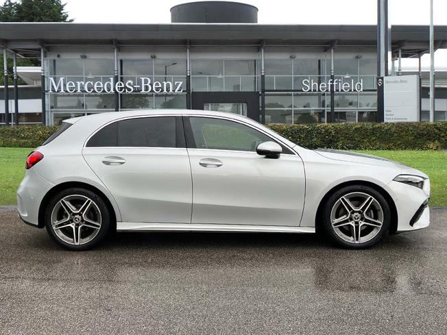 MERCEDES-BENZ A Class Photo 7