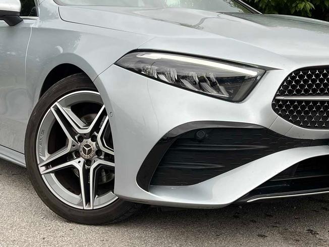 MERCEDES-BENZ A Class Photo 12
