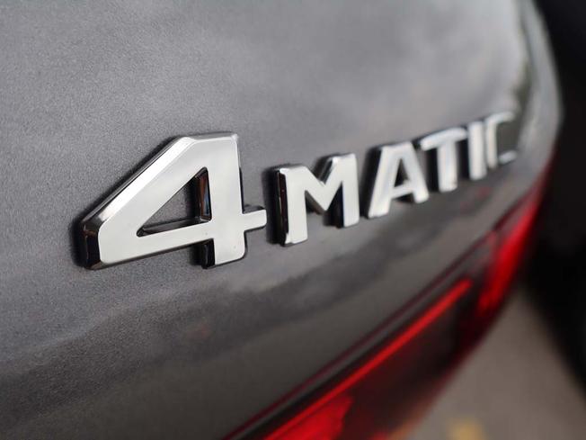 MERCEDES-BENZ GLA Photo 20