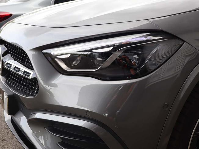 MERCEDES-BENZ GLA Photo 27