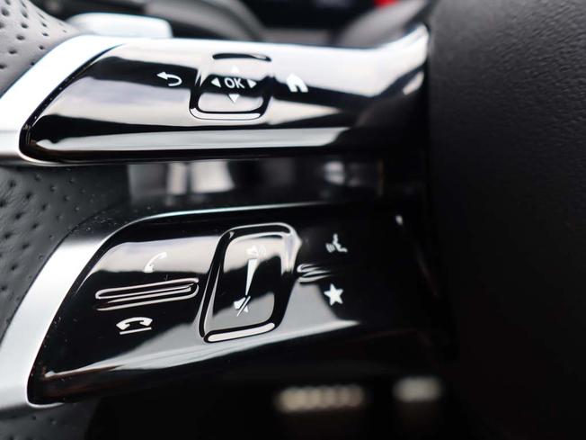 MERCEDES-BENZ GLA Photo 34