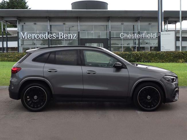 MERCEDES-BENZ GLA Photo 7