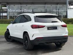 MERCEDES-BENZ GLA Photo 2