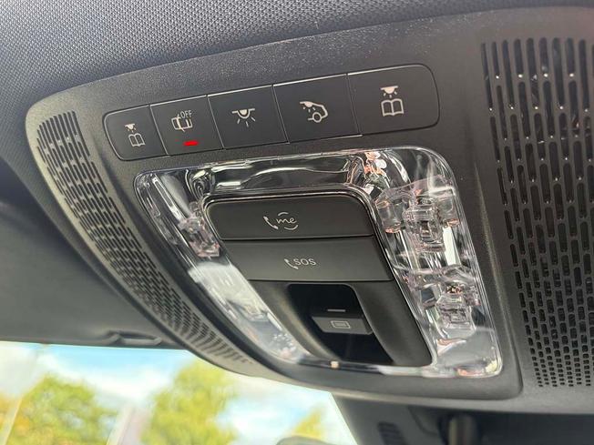 MERCEDES-BENZ GLA Photo 37