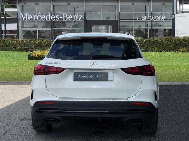 MERCEDES-BENZ GLA Photo 11