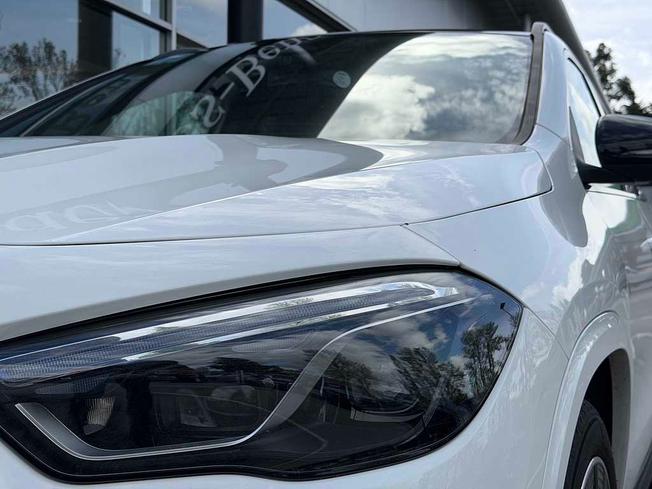 MERCEDES-BENZ GLA Photo 12