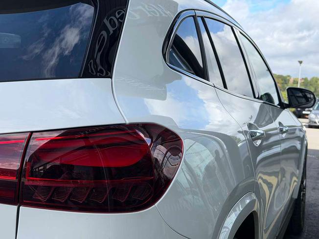 MERCEDES-BENZ GLA Photo 19