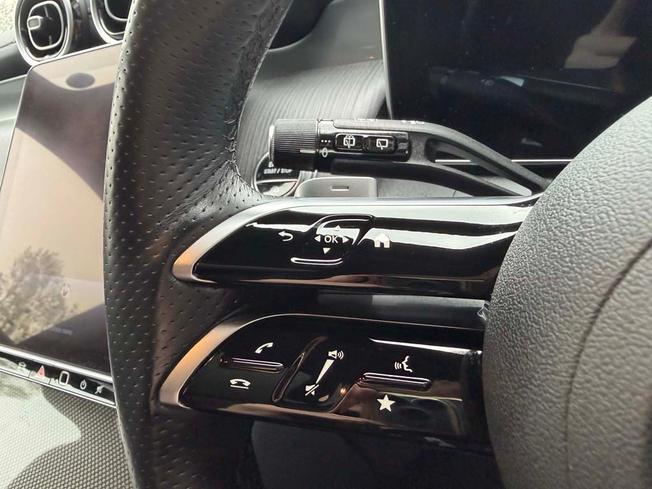 MERCEDES-BENZ Glc Photo 31