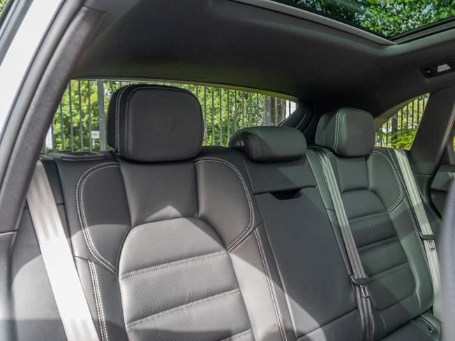 PORSCHE Macan Photo 10