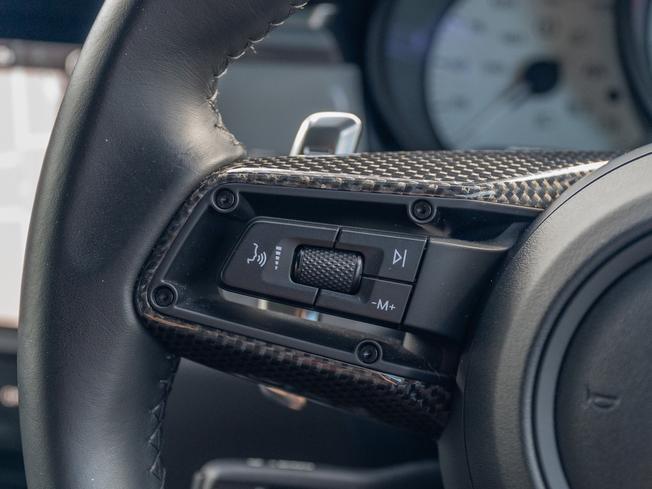 PORSCHE Macan Photo 18