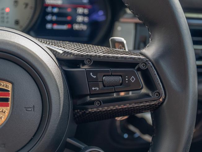 PORSCHE Macan Photo 19