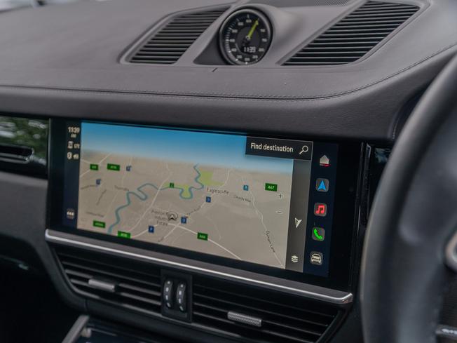 PORSCHE Cayenne Photo 19