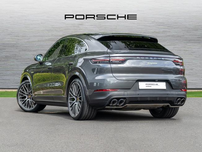 PORSCHE Cayenne Photo 2