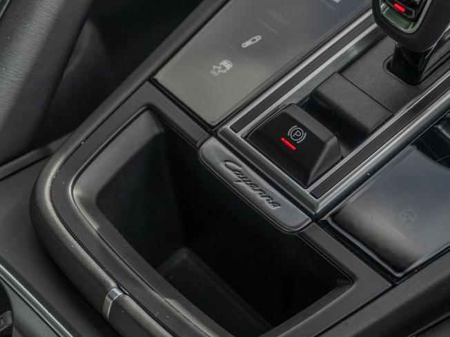 PORSCHE Cayenne Photo 23