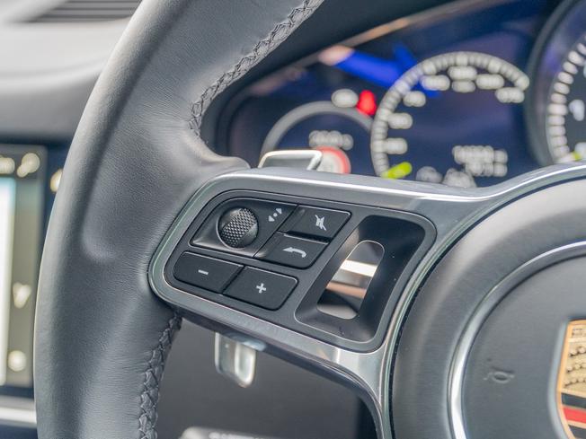 PORSCHE Cayenne Photo 25