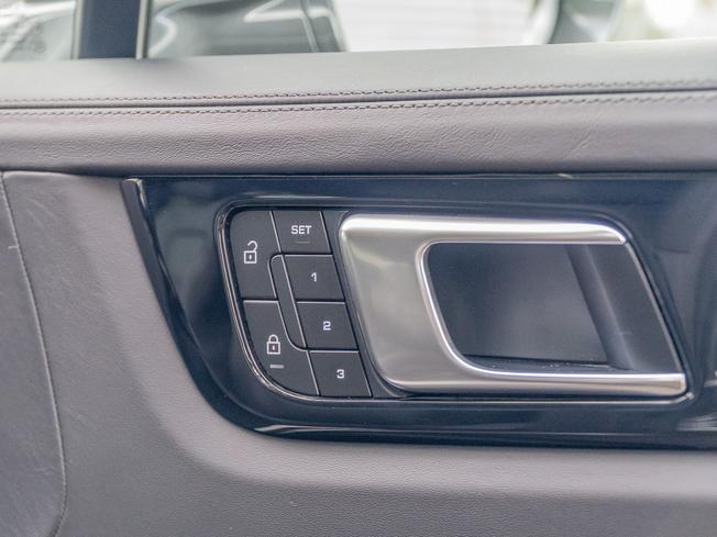PORSCHE Cayenne Photo 27