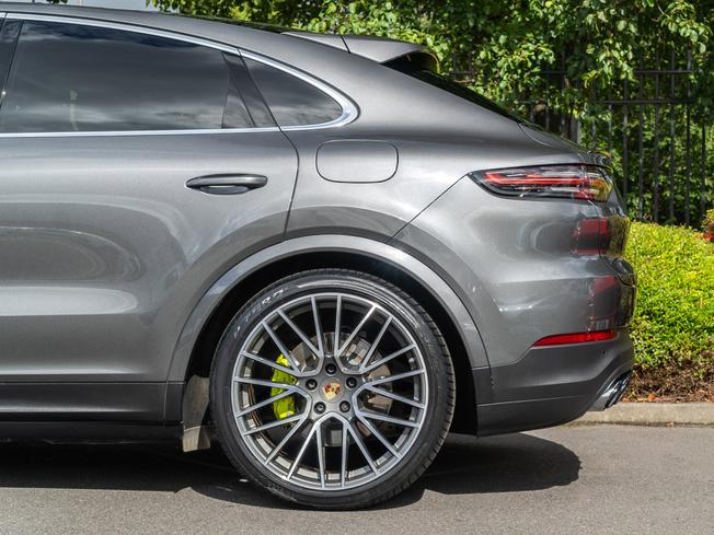 PORSCHE Cayenne Photo 35