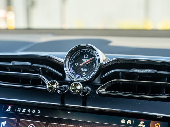BENTLEY Bentayga Photo 29