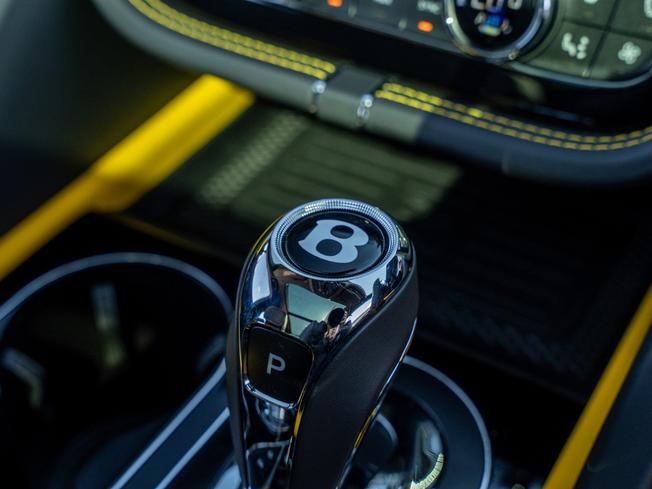 BENTLEY Bentayga Photo 32