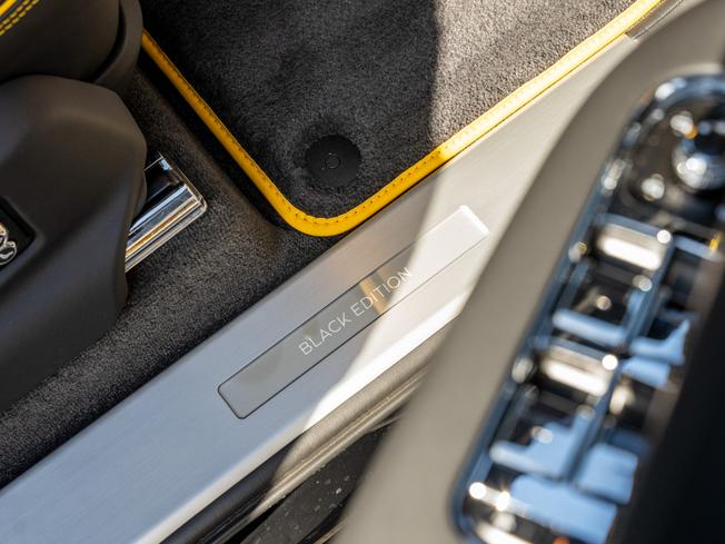 BENTLEY Bentayga Photo 36