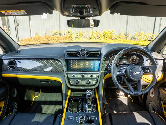 BENTLEY Bentayga Photo 4