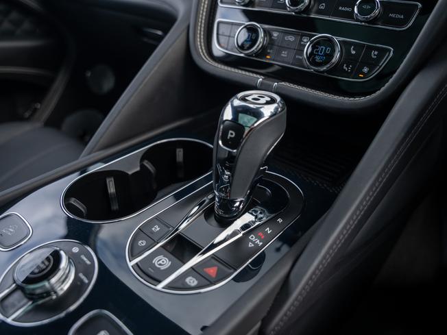 BENTLEY Bentayga Photo 29