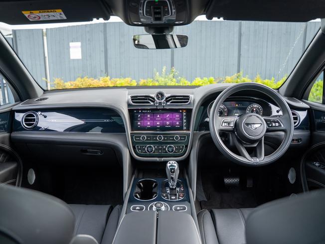 BENTLEY Bentayga Photo 4