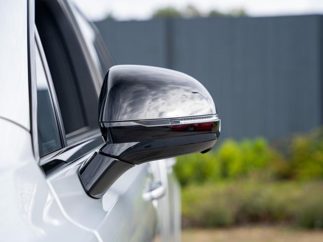 BENTLEY Bentayga Photo 44