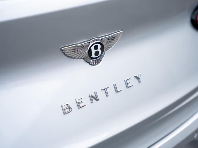 BENTLEY Bentayga Photo 8