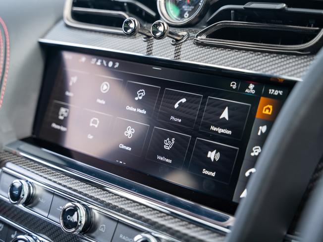 Bentley Bentayga Photo 28