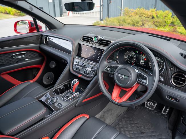 Bentley Bentayga Photo 5