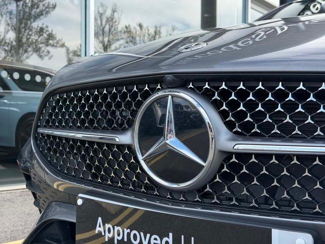 MERCEDES-BENZ A Class Photo 13