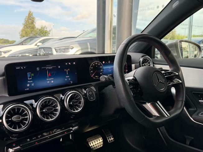 MERCEDES-BENZ A Class Photo 42