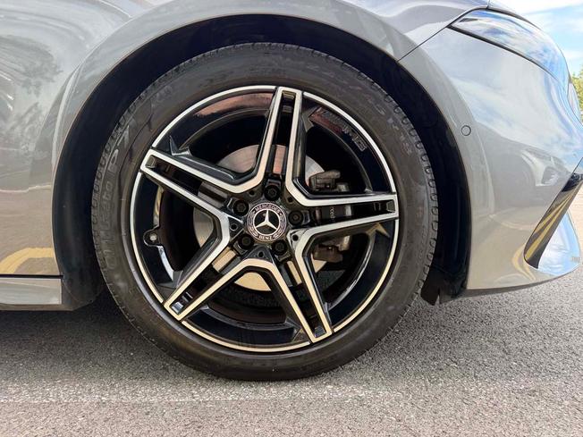MERCEDES-BENZ A Class Photo 6