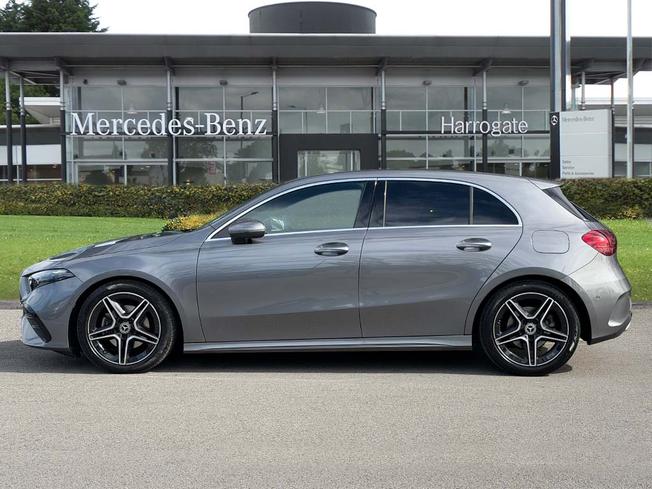 MERCEDES-BENZ A Class Photo 7