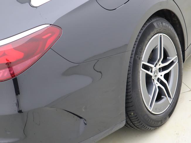 MERCEDES-BENZ E Class Photo 25