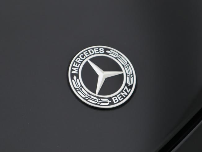 MERCEDES-BENZ E Class Photo 45