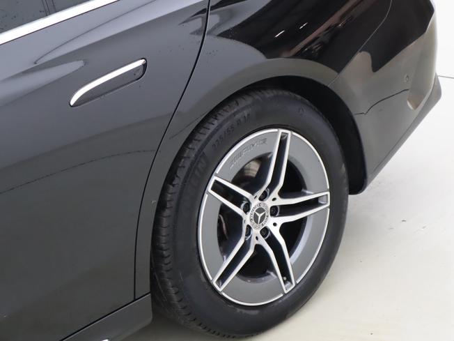 MERCEDES-BENZ E Class Photo 49